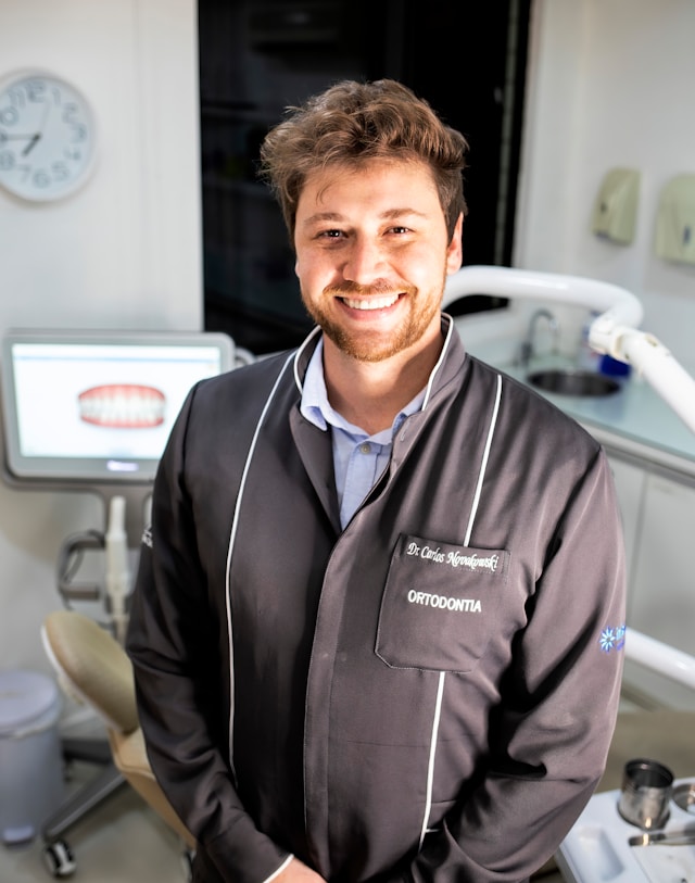 Dentist professional